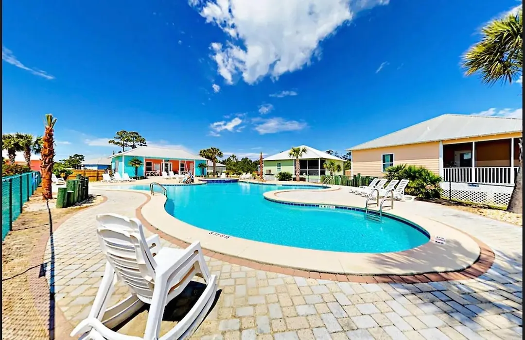 Charming Gulf Shores Cottage Beach Paradise For 10 Guests