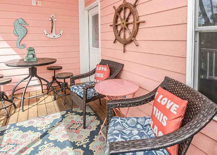 Charming Paradise For 10 Guests Holiday home *