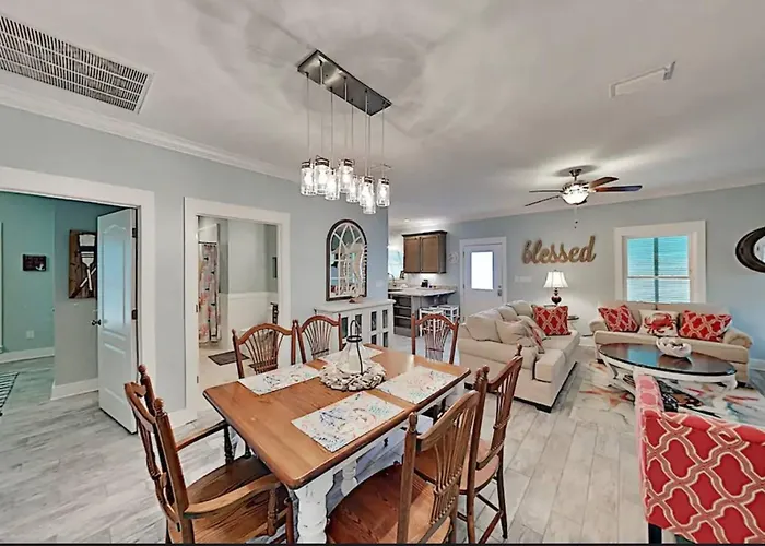 Holiday home Charming Paradise For 10 Guests Gulf Shores